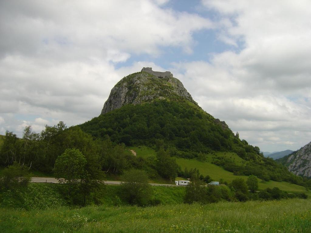 Bed and Breakfast Aux Quatre Saisons Axat Екстер'єр фото