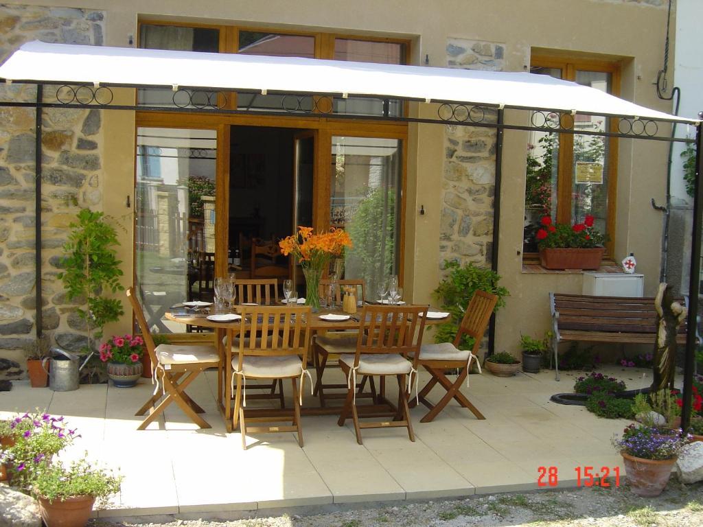 Bed and Breakfast Aux Quatre Saisons Axat Екстер'єр фото