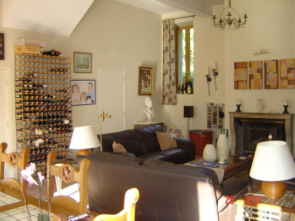 Bed and Breakfast Aux Quatre Saisons Axat Екстер'єр фото