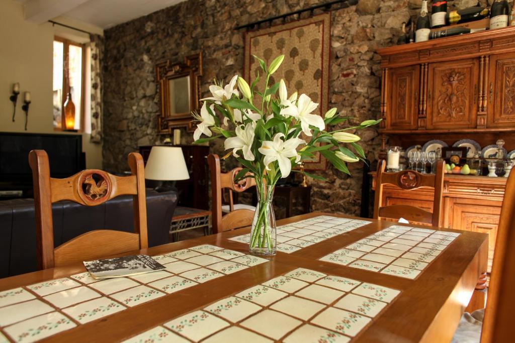 Bed and Breakfast Aux Quatre Saisons Axat Екстер'єр фото