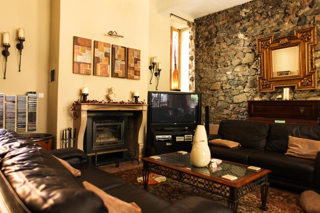 Bed and Breakfast Aux Quatre Saisons Axat Екстер'єр фото