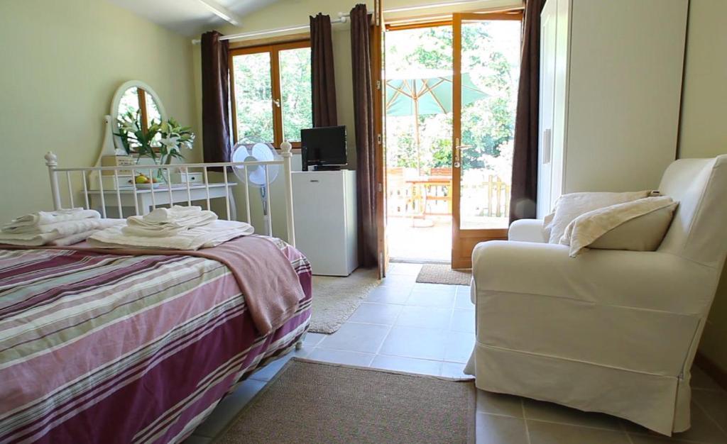 Bed and Breakfast Aux Quatre Saisons Axat Номер фото